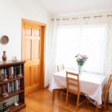 Beautiful Apartment-5 Beds-Full Kitchen-Parking-Super Clean! Boston Eksteriør bilde