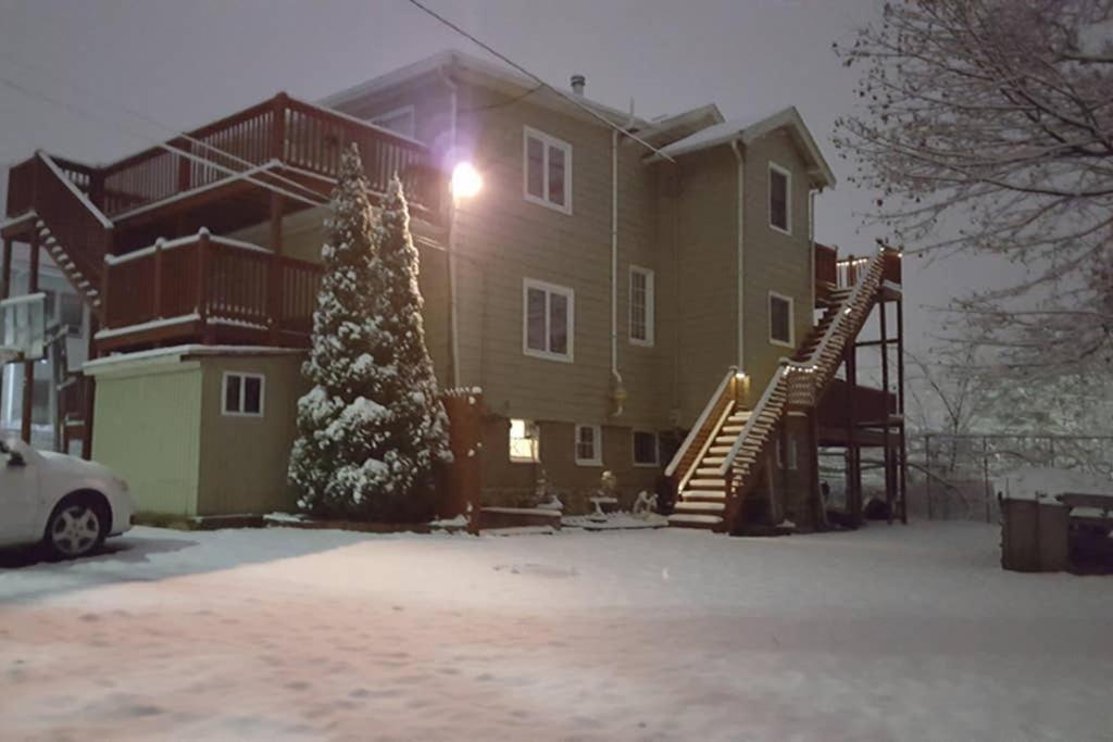 Beautiful Apartment-5 Beds-Full Kitchen-Parking-Super Clean! Boston Eksteriør bilde