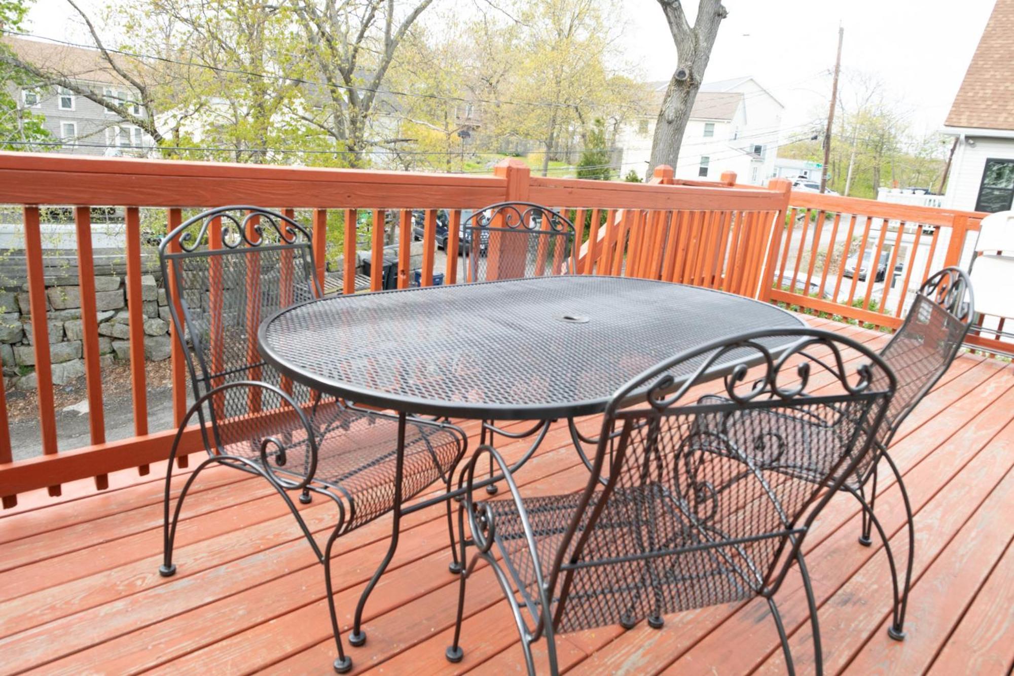 Beautiful Apartment-5 Beds-Full Kitchen-Parking-Super Clean! Boston Eksteriør bilde